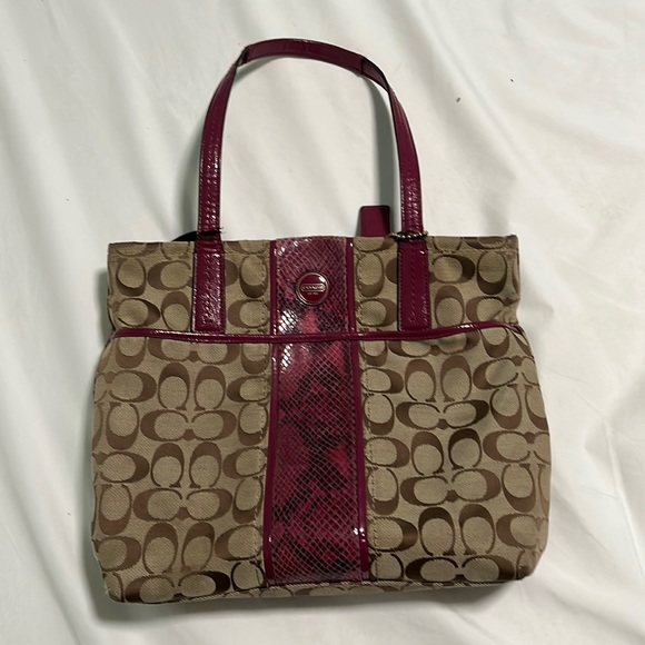Coach bag | Coach signature python stripe in raspberry - Picture 1 of 17